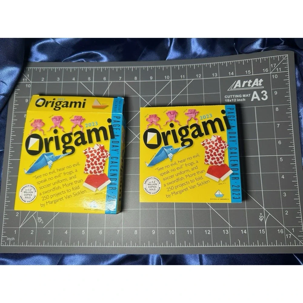 Origami Page-A-Day Calendar 2023: More Than 250 Projects to Fold (Calendar) NEW